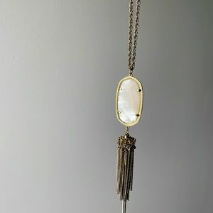 Kendra Scott pendant necklace